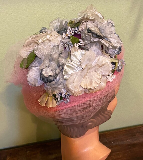 Vintage 50s pink hat with flowers - image 4