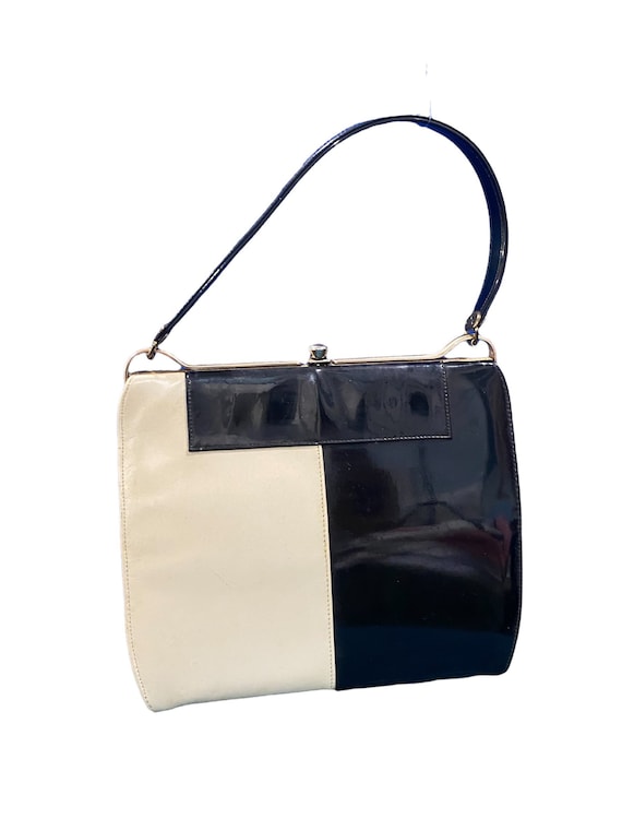 Vintage MCM mod black and white patent leather han