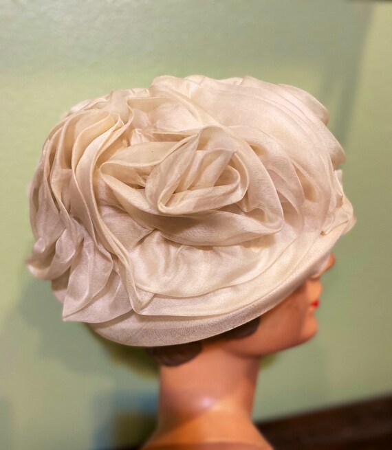 50s Vintage Bridal chiffon floral bucket hat - image 4