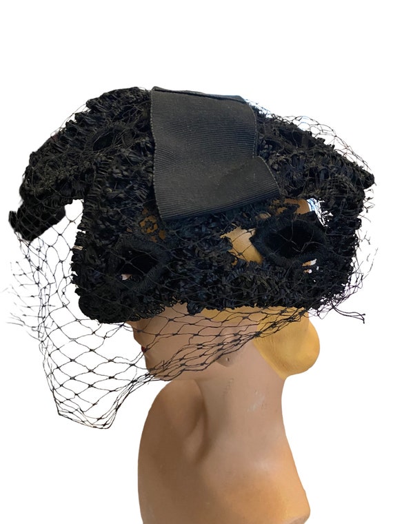 40s fascinator art deco black netting felt magnif… - image 3