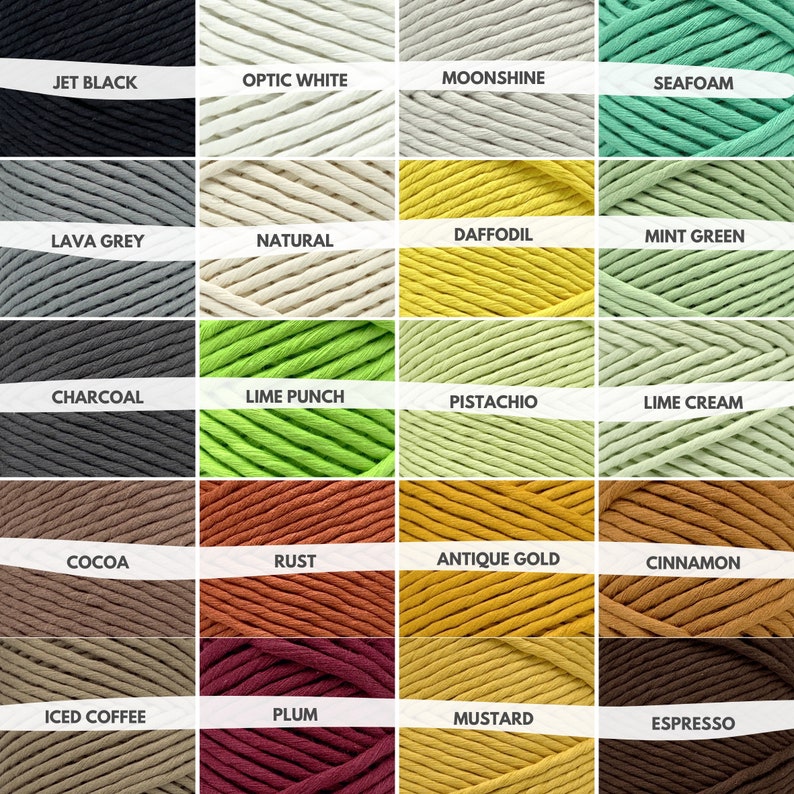 K&ouml;nnte beinhalten: Eine Farbkarte mit Makramee-Kordeln in verschiedenen Farbt&ouml;nen. Farben sind unter anderem Jet Black, Optic White, Moonshine, Seafoam, Lava Grey, Natural, Daffodil, Mint Green, Charcoal, Lime Punch, Pistachio, Lime Cream, Cocoa, Rust, Antique Gold, Cinnamon, Iced Coffee, Plum, Mustard und Espresso.