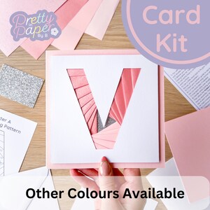 Kit de fabrication de cartes alphabet lettre V | Kit de cartes pliantes Iris | Kit de création de lettres initiales