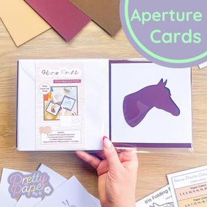 Pakket met openingskaart paardenprofiel (3 stuks) | Witte openingen (x3), gekleurde kaartblanco's (x3), vierkante witte enveloppen (x3)