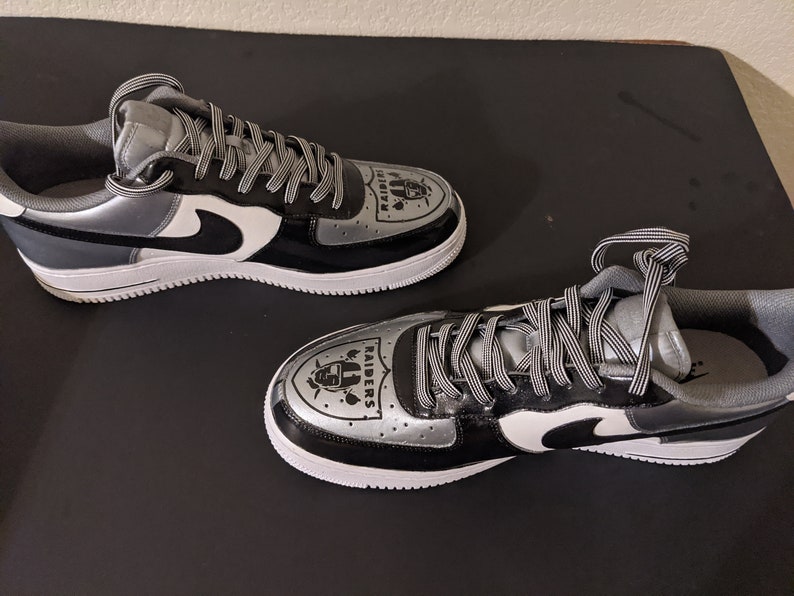 custom raiders air force 1