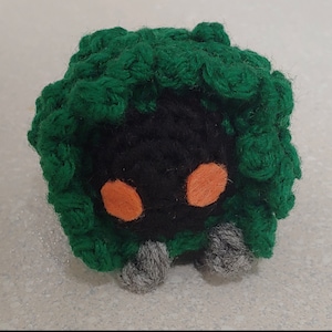 Crochet Mini Mosscreep Pattern, Hollow Knight Inspired Keychain