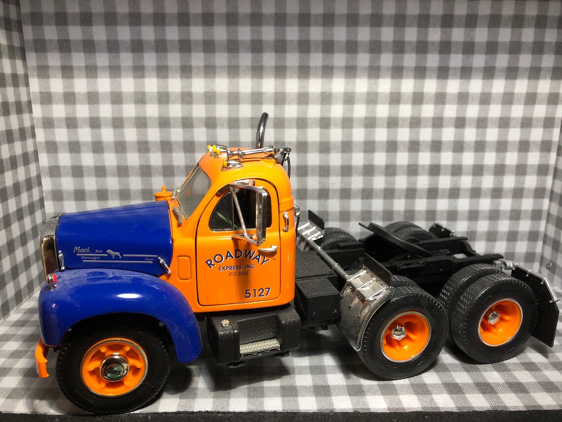 Die cast B-series Mack truck 1:25 scale | Etsy