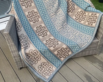 Celtic Love Mosaic Crochet Blanket