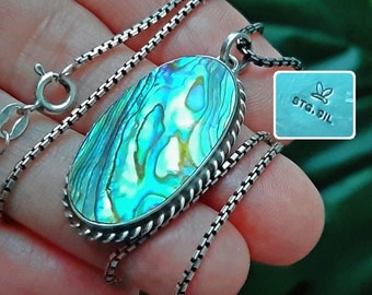 1960s Sterling Silver New Zealand Pāua Shell Iridescent Pendant , Ataahua Marks, on Vintage 925 Silver Chain