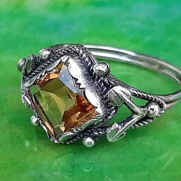 1910s Antique Silver Genuine Citrine Ring British Arts and Crafts, Fine Collectable Jewelry Unisex Size 9.0