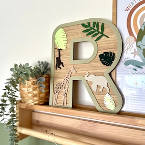 Carta inicial de Safari Oak / Decoración de guardería para niños / Sala de la jungla / Nuevos regalos para bebés / Jirafa / Elefante / Mono /