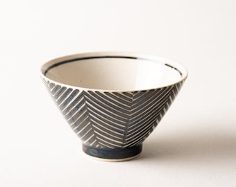 Handmade Striped Rice Bowl by Hasami ware / Japanese Ceramic Bowl / Bowl with Stripe Pattern