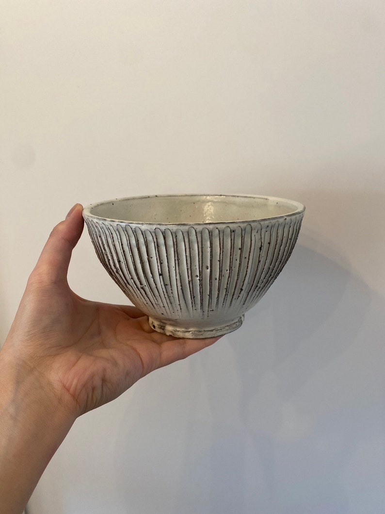 Handmade Ramen Bowl by Shigaraki Ware / Japanese Donburi Bowl / Handmade Ceramic Large Bowl image 8