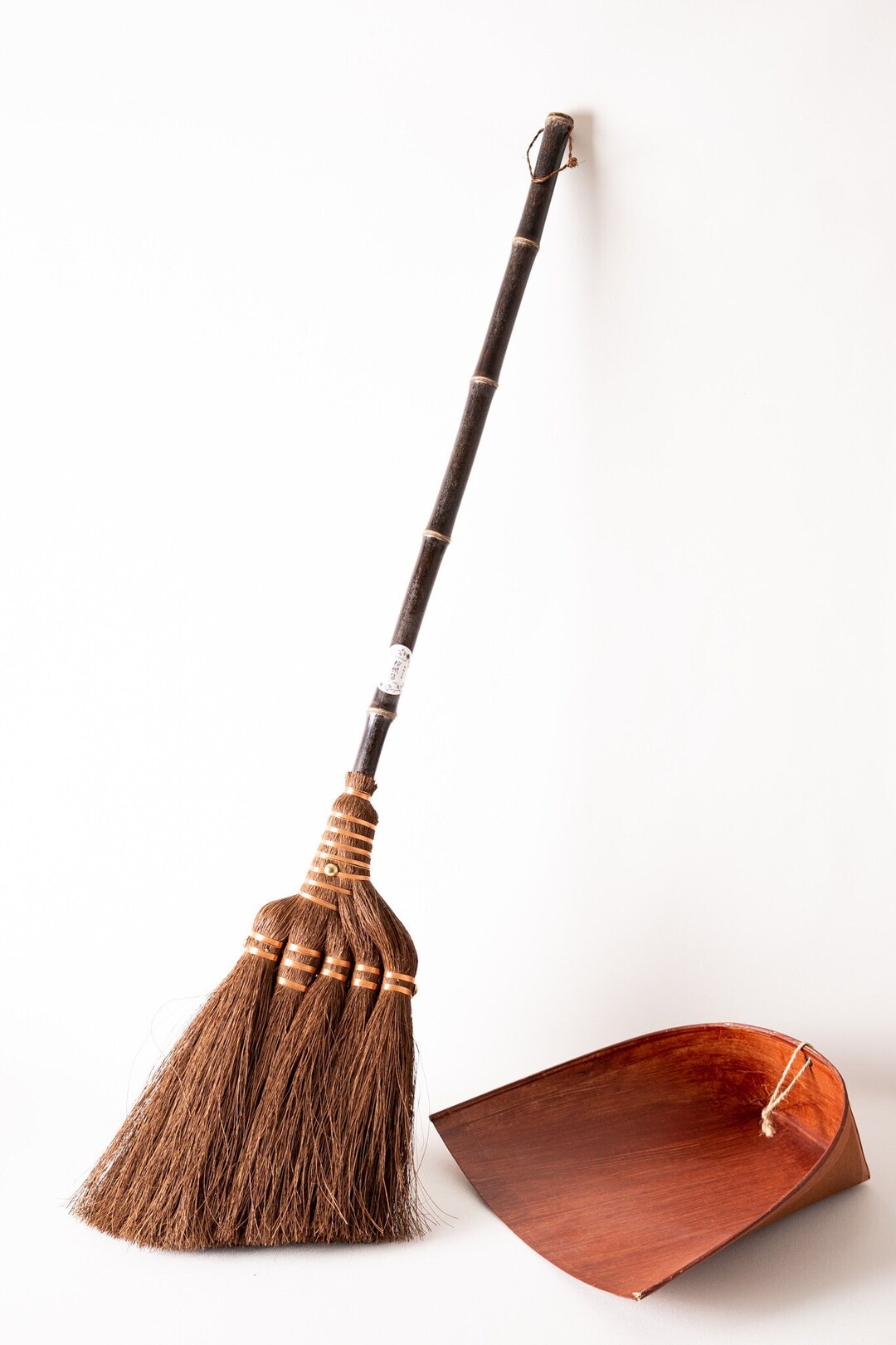 Shuro Handmade Onige Long Broom / Japanese Paper Dustpan / Etsy