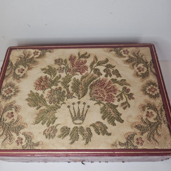 Vintage Rolex Tapestry Watch Box, Embroidered Box, 60.01.2  display picture 2
