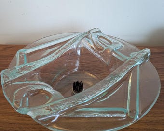 Vase japonais en verre transparent pressé ikebana, grenouille à épingles, composition florale japonaise, grenouille en fleur, verre abstrait