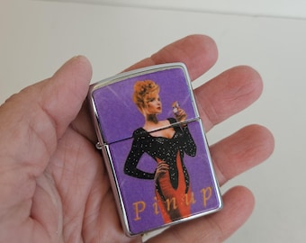 Vintage Zippo Salute Pinup girl Lighter, USA Made, Purple Lighter, Untested, 1995, Zippo collector gift