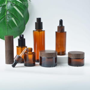 20ml-120ml nachfüllbare Hautpflege-Sets klar Aber Glas dunkle Holzmaserung Cap ätherisches Öl Behälter Retro Style 2026 New Produce DIY Logo Masse