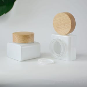 30g 50g Natural Cream Jar Natural Wood Cap Pearlescent White Glass Square Shape Jar Facial Skin Care Cream Jar Cosmetic Packaging Makeup