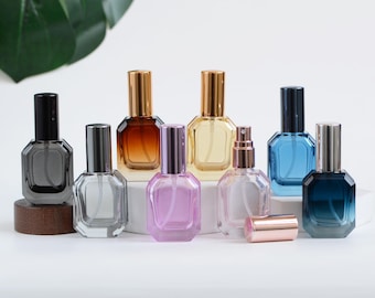 1/200pcs 10ml Empty Perfume Bottles Eight Color Square Glass Mini Sample Perfume Travel Portable Fragrance Small Perfume Bottle Bulk Order