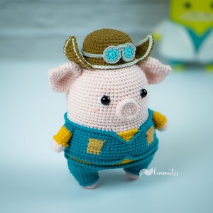 Pig Amigurumi Pattern Piggy the Aviator by Lennutas from The Occupations Collection image 3