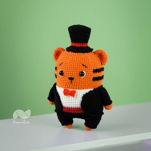 Crochet Tiger Pattern In Magician Style PDF File