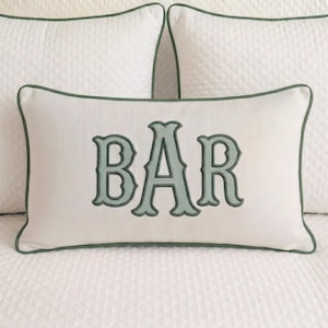 Funda de cojín lumbar larga con monograma personalizado y apliques / Iniciales bordadas personalizadas / Cojín de sofá personalizado / Decoración para bodas o sofás