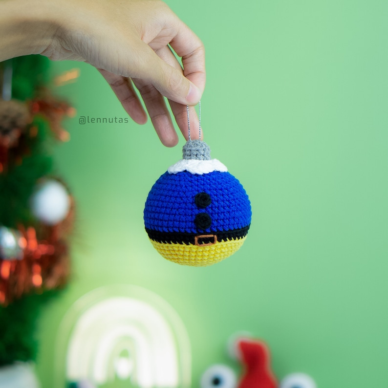 Crochet Patterns Set of 4 Christmas Ornament Balls & Snail image 7