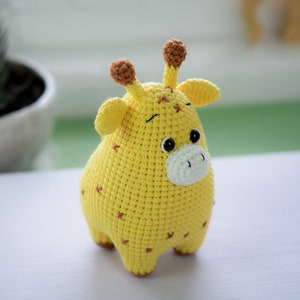 Giraffe Crochet Pattern: Cuddly Chubby Critters by Lennutas image 3