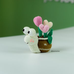 Crochet Snails Amigurumi Patterns 4 in 1 by Lennutas image 3