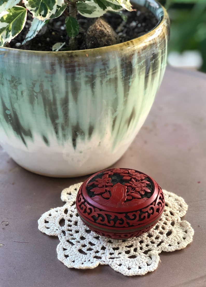 Chinese Cinnabar Trinket Box