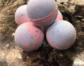 Moisturizing sleepy time baby bath bombs