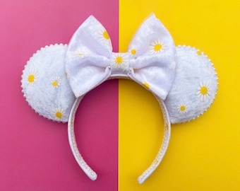 The White Daisies - Handmade Mouse Ears