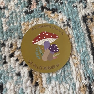 Feministischer Sticker (6 cm)-"Destroy the patriarchy, not the planet" - blau