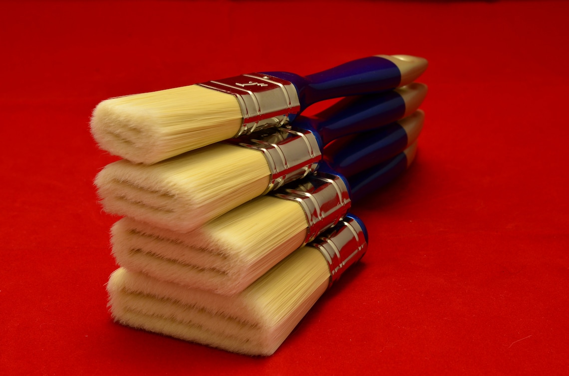 Set of 4 Synthetic Bristle Paint Brushes. Fine Split End Bristles