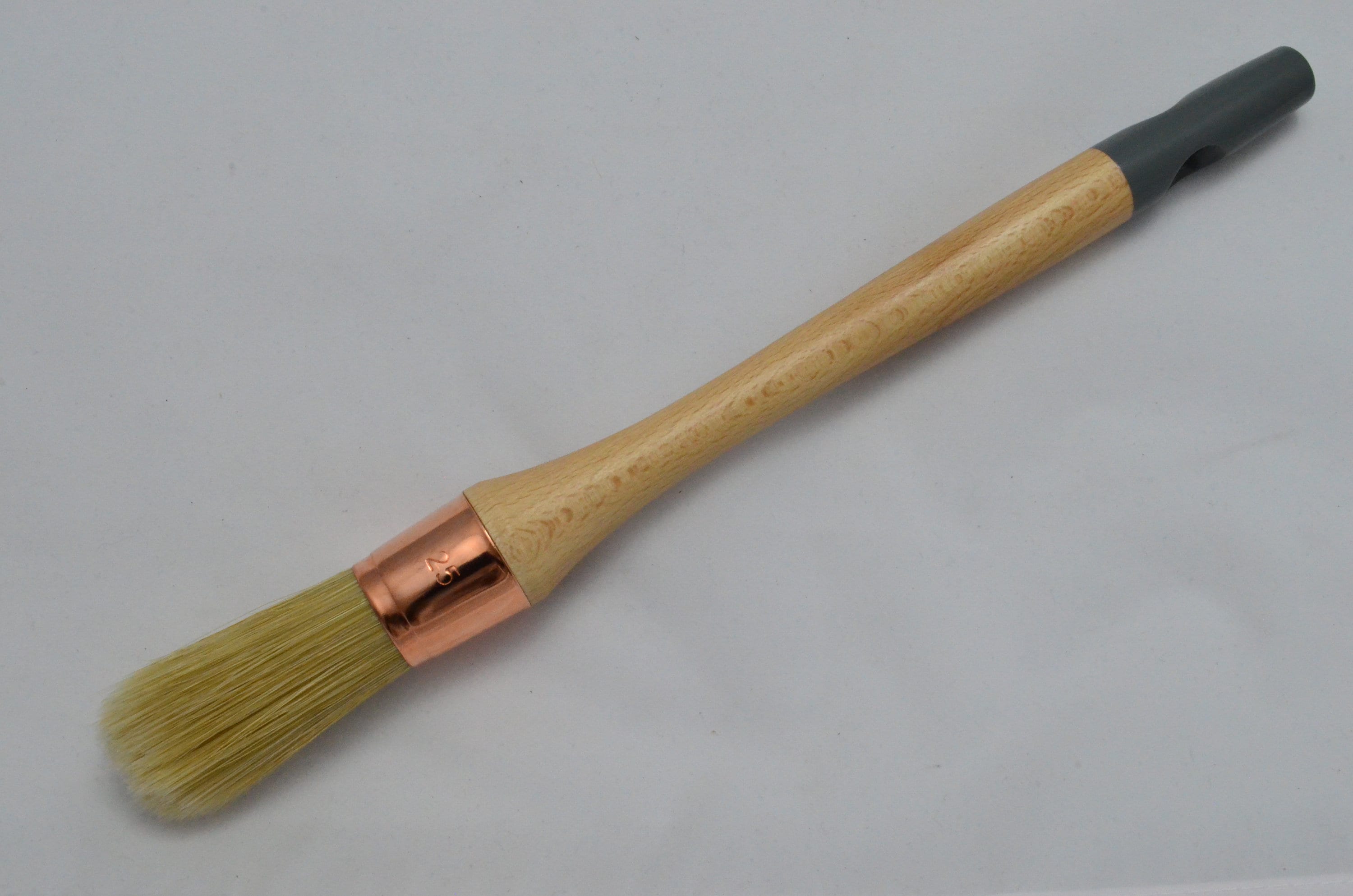 Specialist Long Round Sash Paint Brush TAPER. Natural Pure Bristle Mix