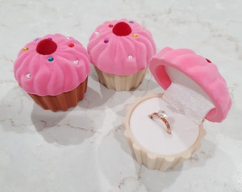 Cupcake Ring Box | Gift Box |  Jewelry Box | Proposal Box | Ring Box | Earring Box