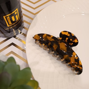 Dark Tortoise - Large Acetate Tortoise Shell Jaw Hair Clip