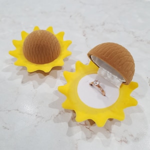 Sunflower Ring Box | Gift Box |  Jewelry Box | Proposal Box | Ring Box | Earring Box