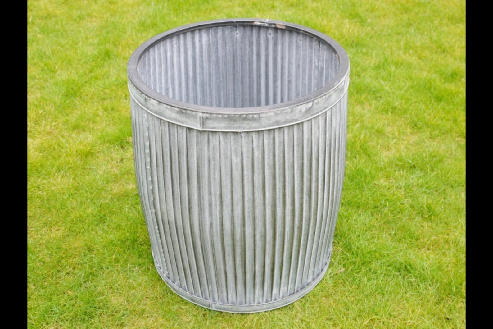 Round Metal Dolly Barrel Tubs Plant Pots Garden Flower Etsy UK