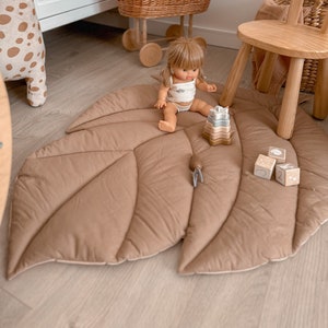 Leaf play mat from natural cotton, beige color leaf mat, rug for nursery, boho nursery decor, cotton play mat, tummy time mat, leaf carpet