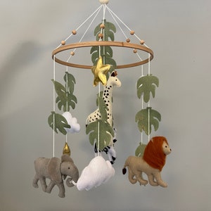 Safari Baby Mobile | Filcowa karuzela do łóżeczka | Dekoracja pokoju dziecięcego | Karuzela do łóżeczka | Karuzela dla dziewczynki lub chłopca | Prezent na baby shower | Prezent dla dziecka