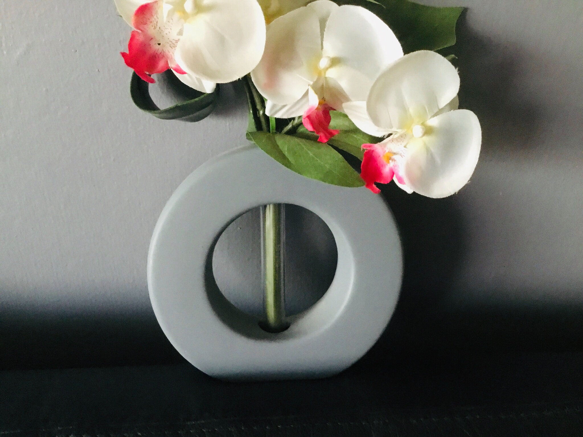 Vase en Céramique avec Orchidée Synthétique