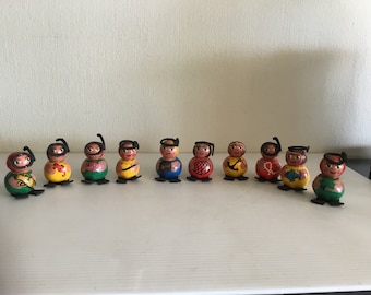 10 Miniatur-Holzfigurenpuppen