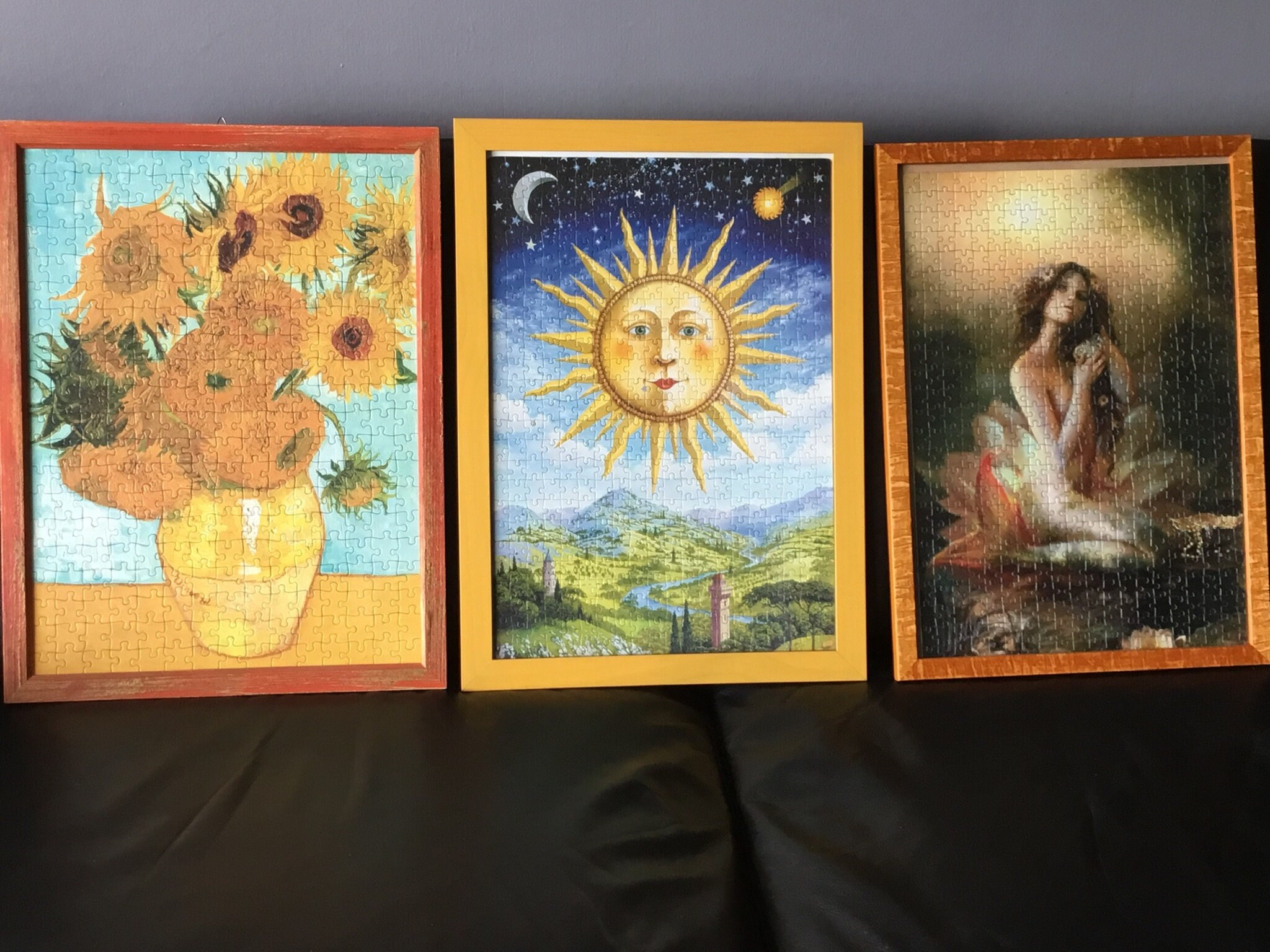 3 Cadres avec Puzzles Différents à L'intérieur