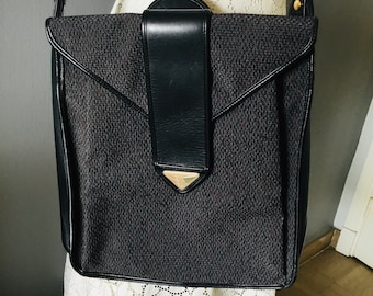 Vintage black Yves Saint Laurent shoulder bag