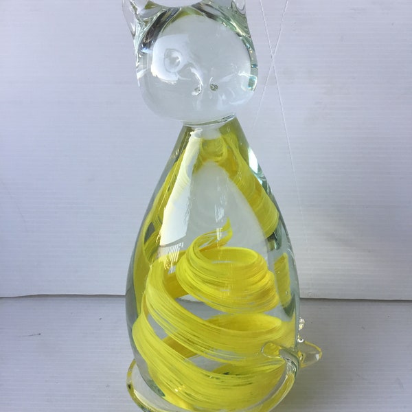 Statue de chat en verre avec spirale jaune
