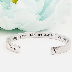 Miscarriage bracelet, miscarriage gift, Pregnancy Loss bracelet, Sympathy Gift, gift for loss of a baby, Child loss remembrance, miscarry