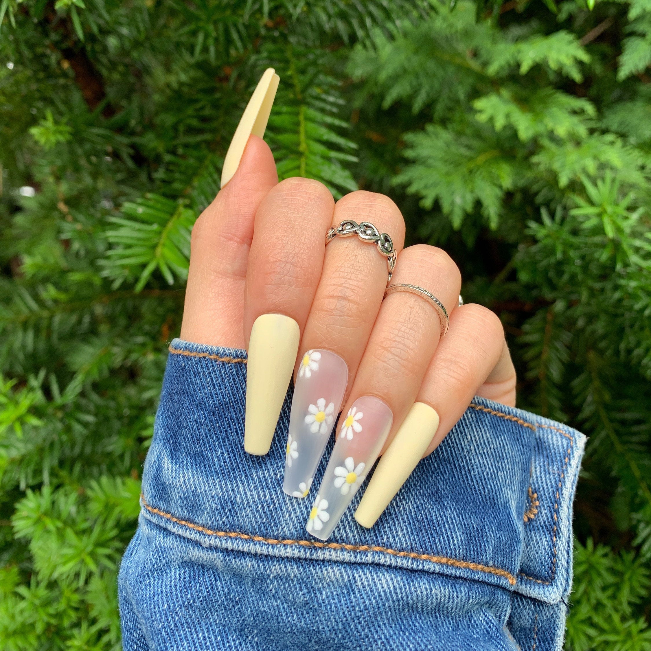 yellow coffin nail designs
