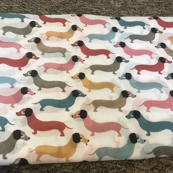Dachshund Dog printed Poly Cotton fabric, 50x50 cm