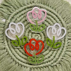 Flower acrylic phone grip / tulip phone grip / phone accessories / Phone grip / phone stand